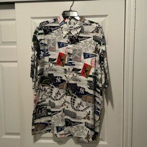 New York Yankees Reyn Spooner Men's Baseball Hawaiian Aloha Shirt 2XL NWT
